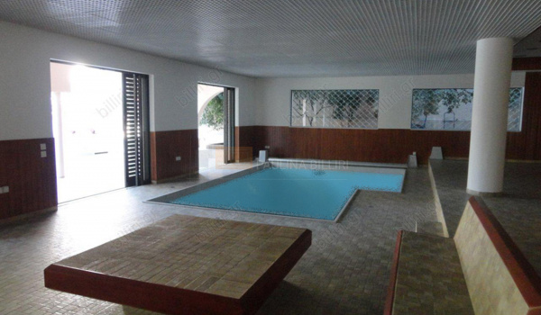 Εσωτερική πισίνα - Indoor swimming pool